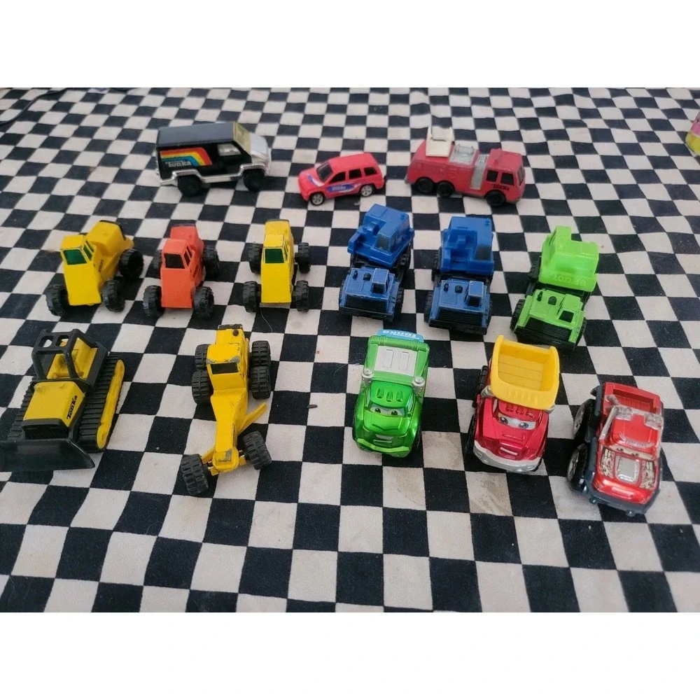 Tonka Vehicle Lot – 14 Total – Mostly 1990s – Construction Trucks +‎ Van